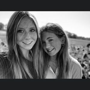 Meet your Posher, Caroline